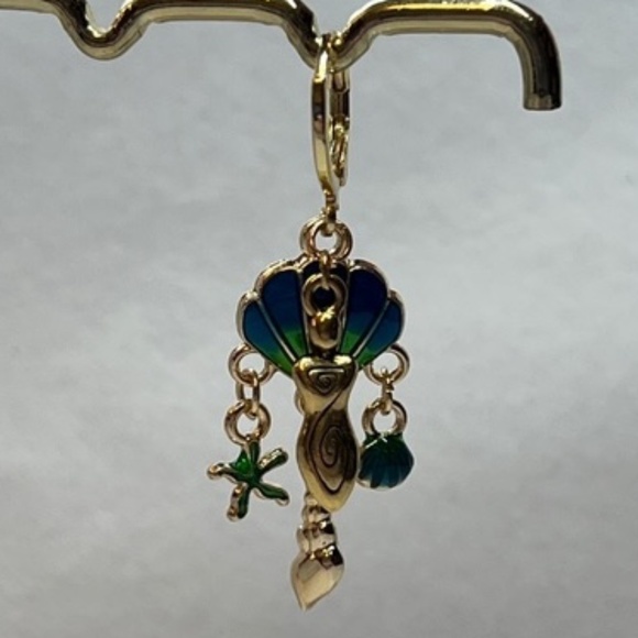 “Birth of Venus" Aphrodite Greek Mythology Goddess Handmade Earrings Seashell - Picture 4 of 14